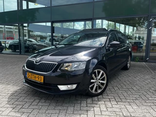 Skoda Octavia Combi 1.6 TDI Ambition Businessline (Automaat, Stoelverwarming, Panoramadak, Parkeersensoren, NL-auto)