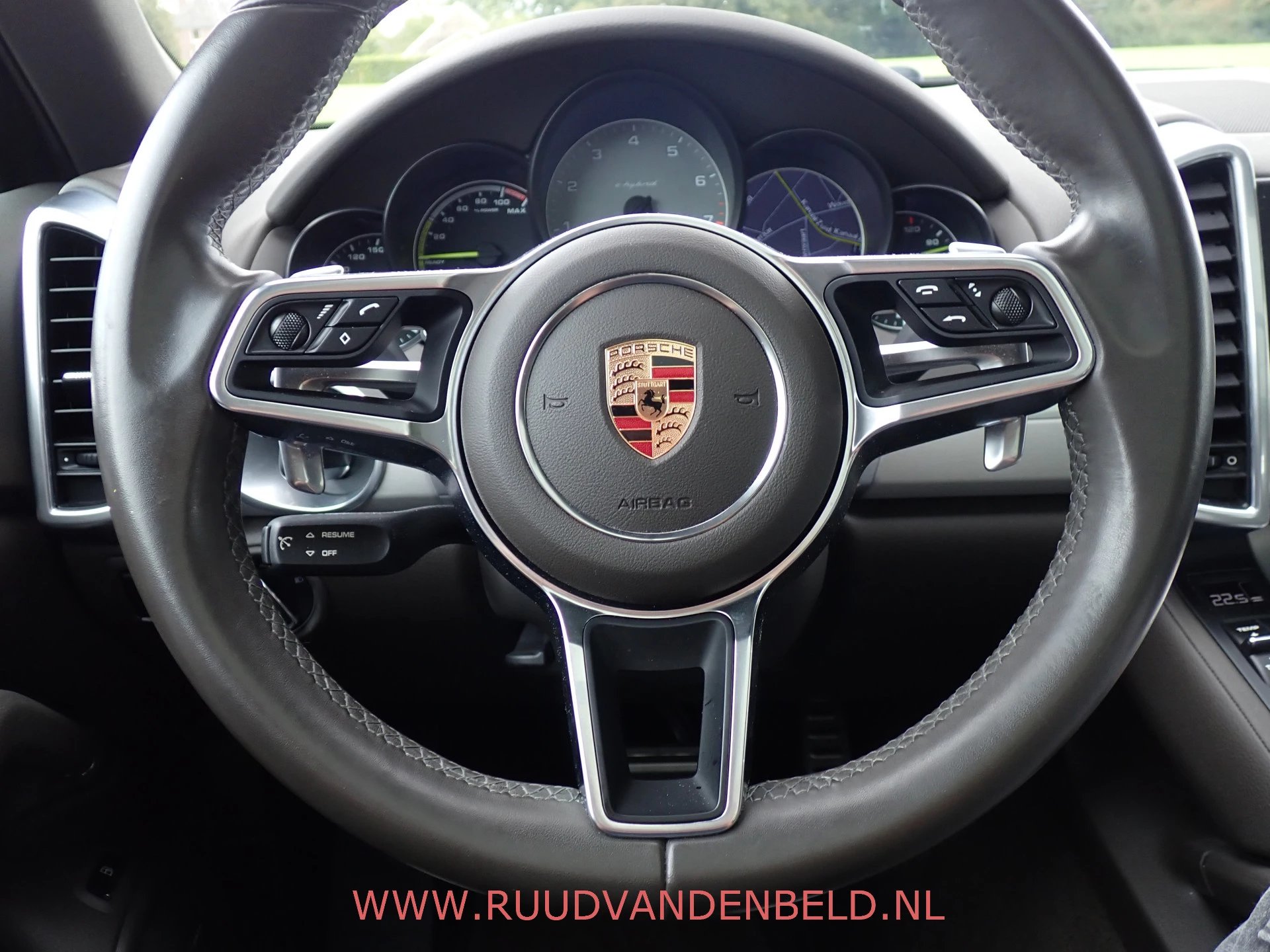 Hoofdafbeelding Porsche Cayenne