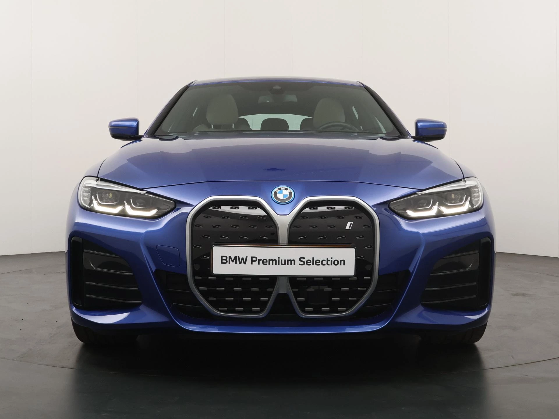 Hoofdafbeelding BMW i4