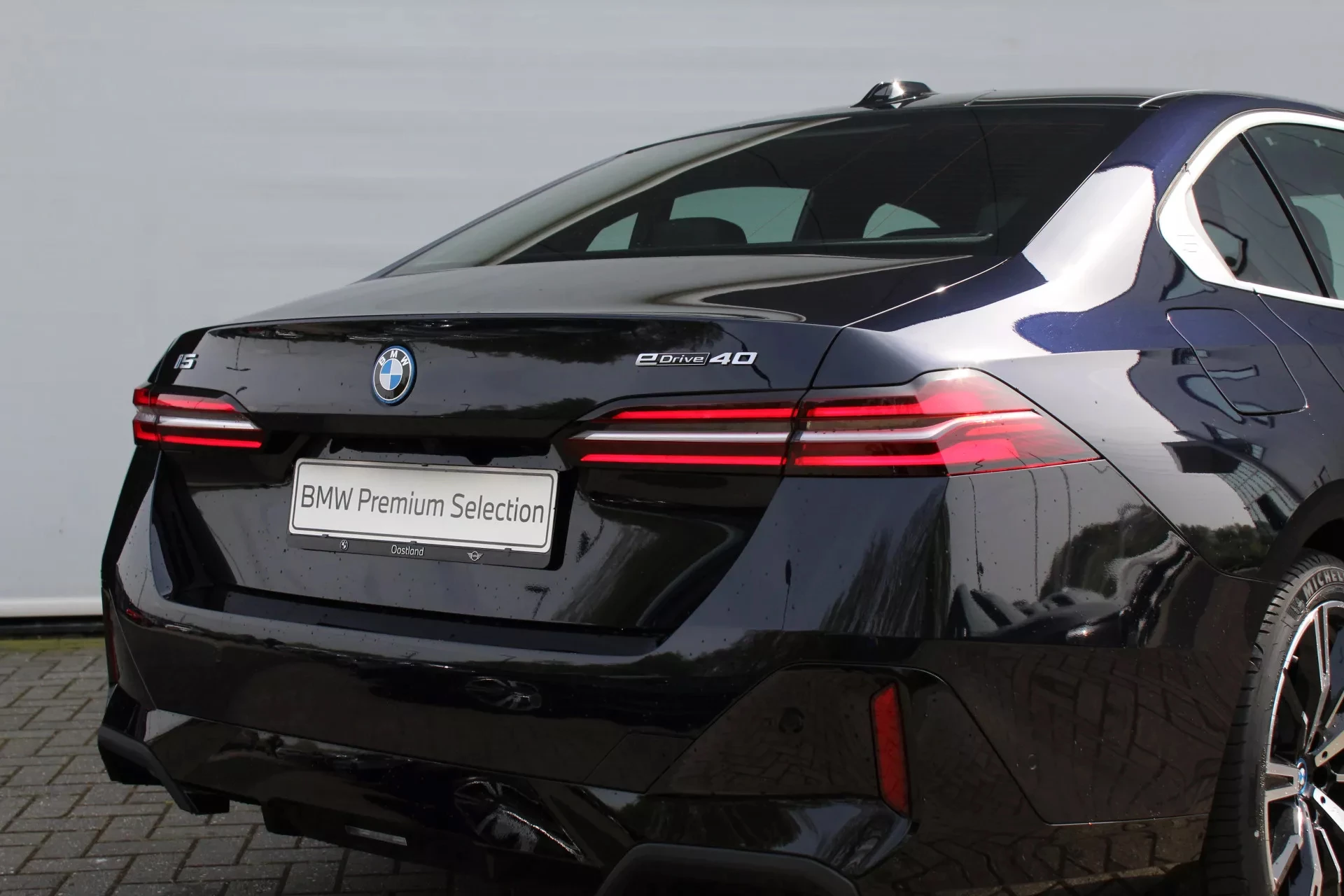 Hoofdafbeelding BMW i5