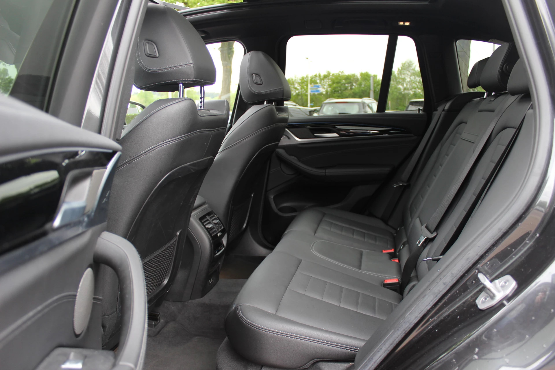 Hoofdafbeelding BMW iX3
