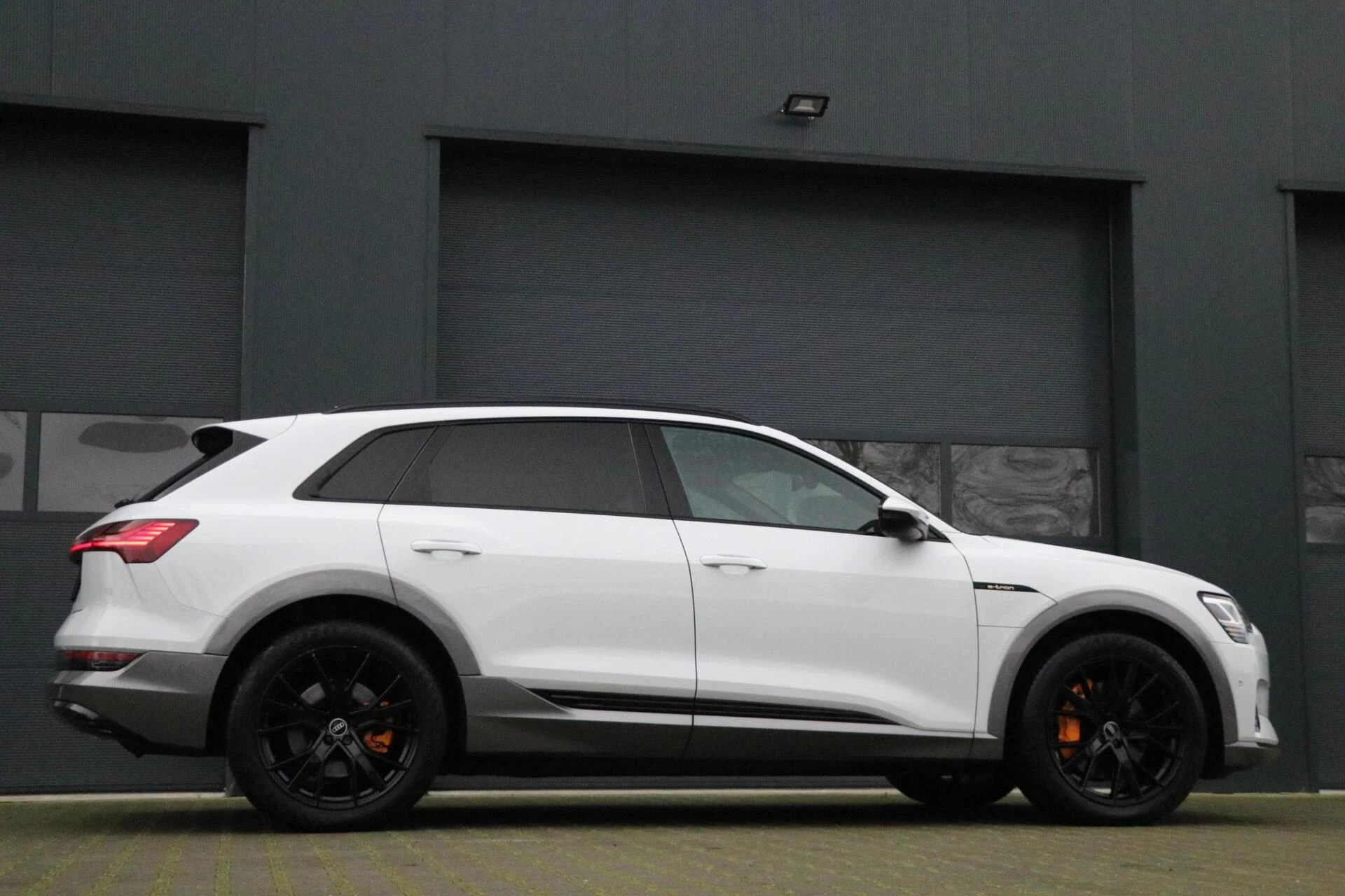 Hoofdafbeelding Audi e-tron