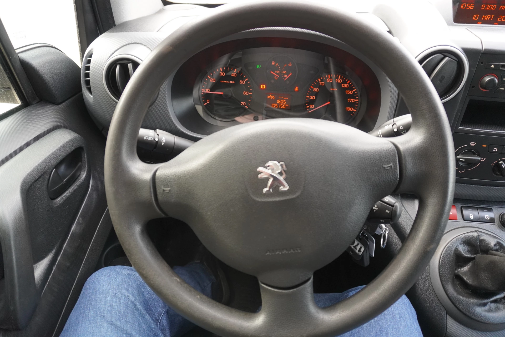 Hoofdafbeelding Peugeot Partner