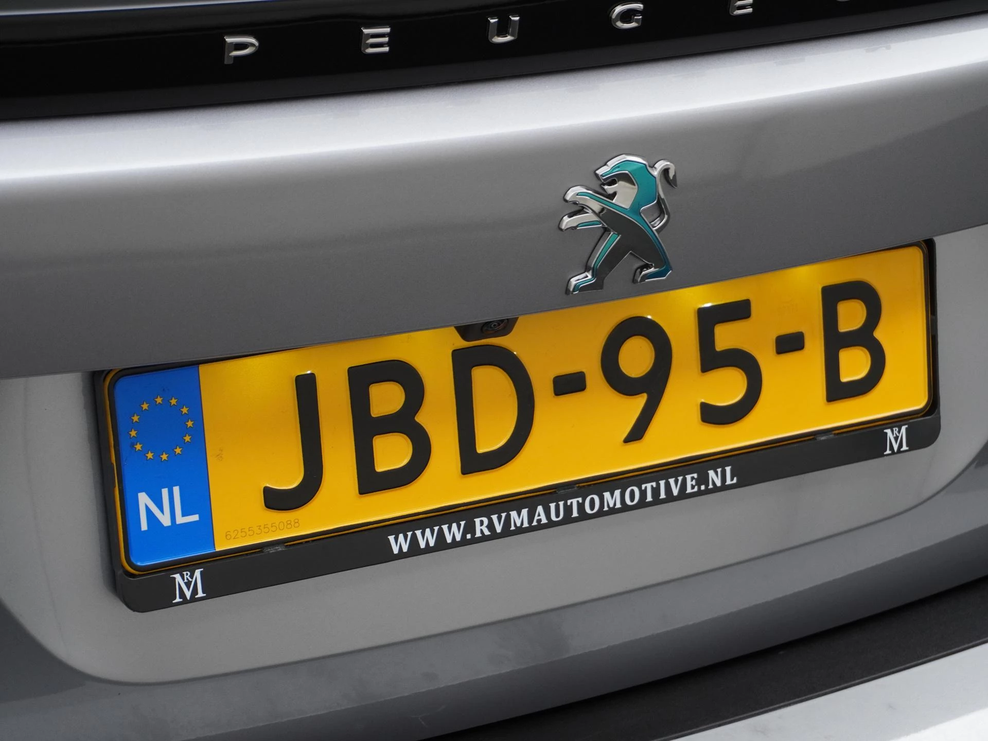 Hoofdafbeelding Peugeot e-2008