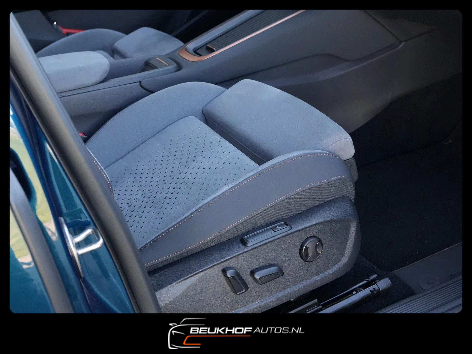Hoofdafbeelding CUPRA Born