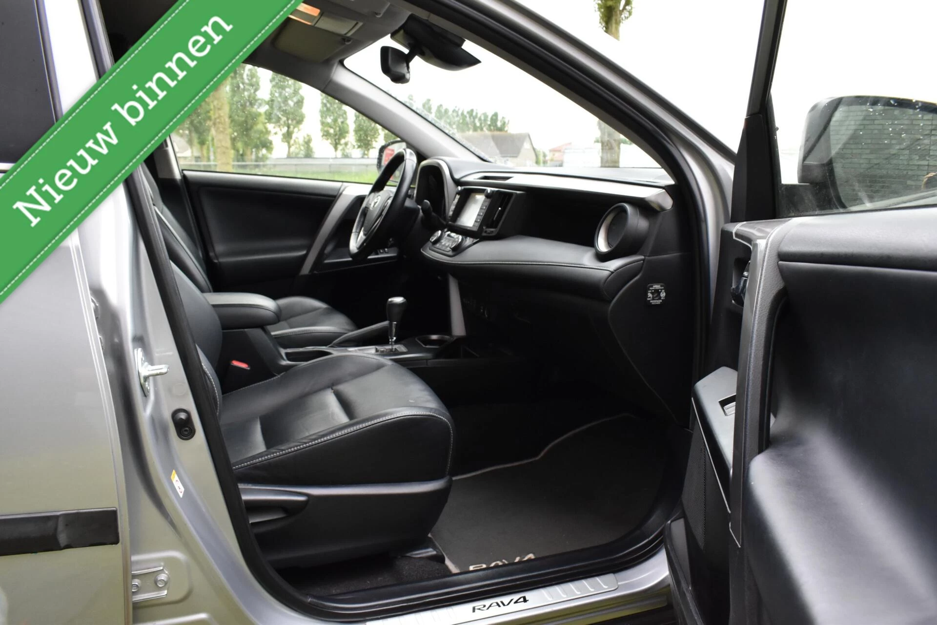 Hoofdafbeelding Toyota RAV4