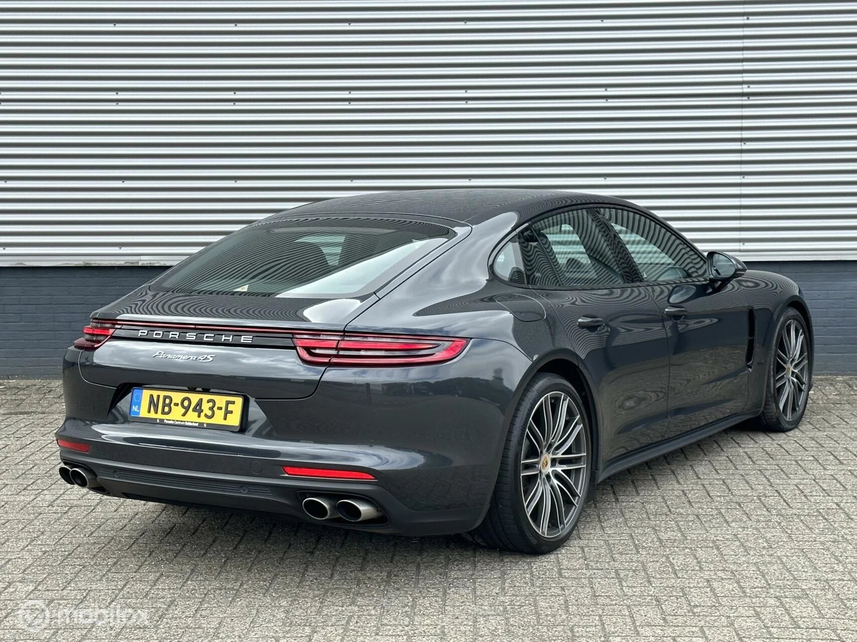 Hoofdafbeelding Porsche Panamera