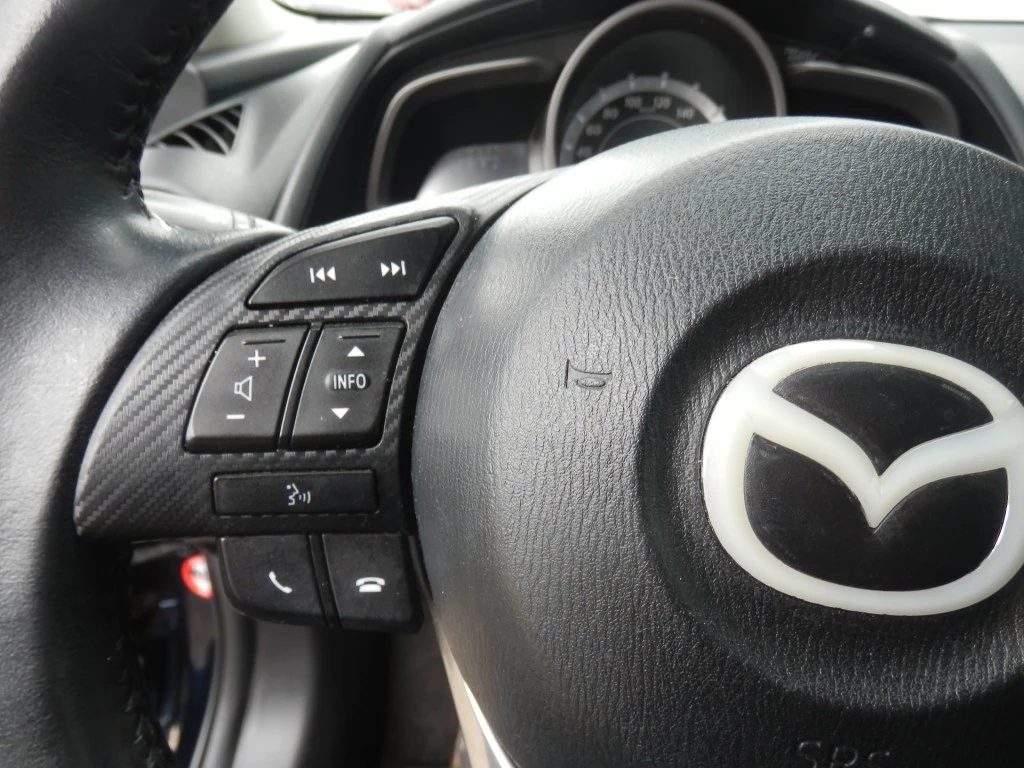 Hoofdafbeelding Mazda 2