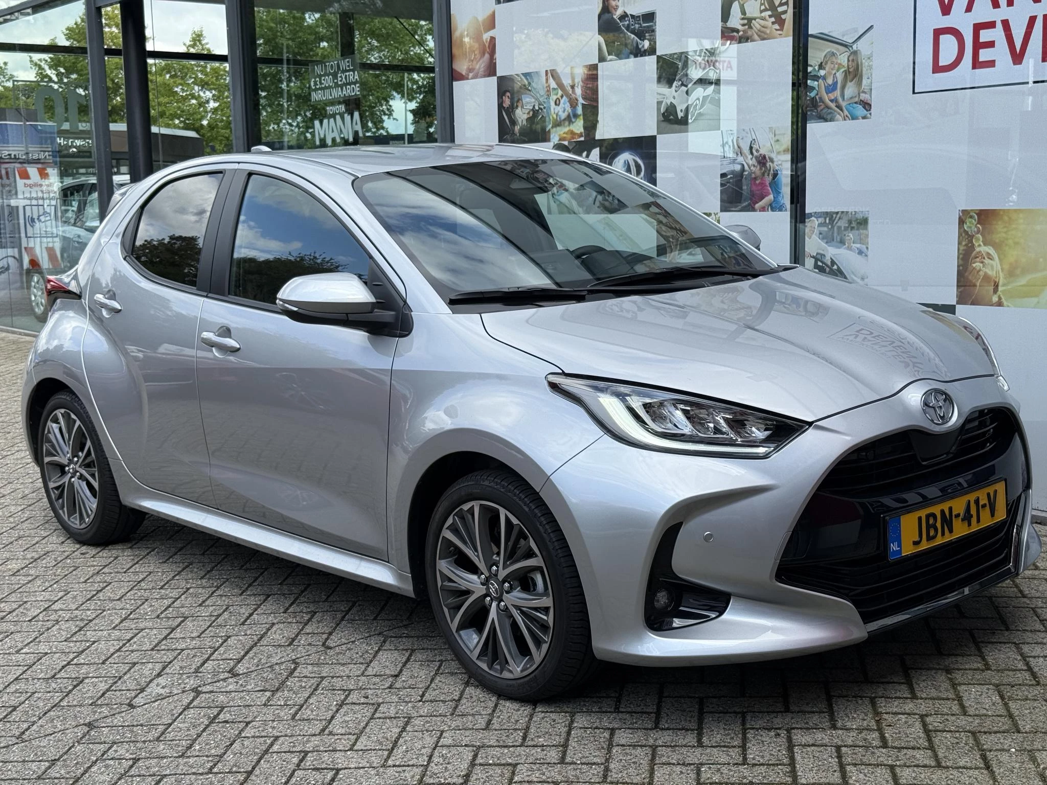 Hoofdafbeelding Toyota Yaris