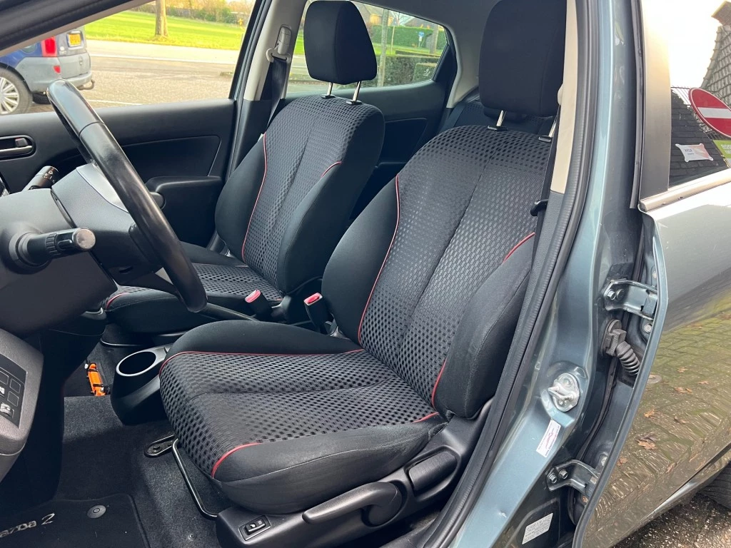 Hoofdafbeelding Mazda 2