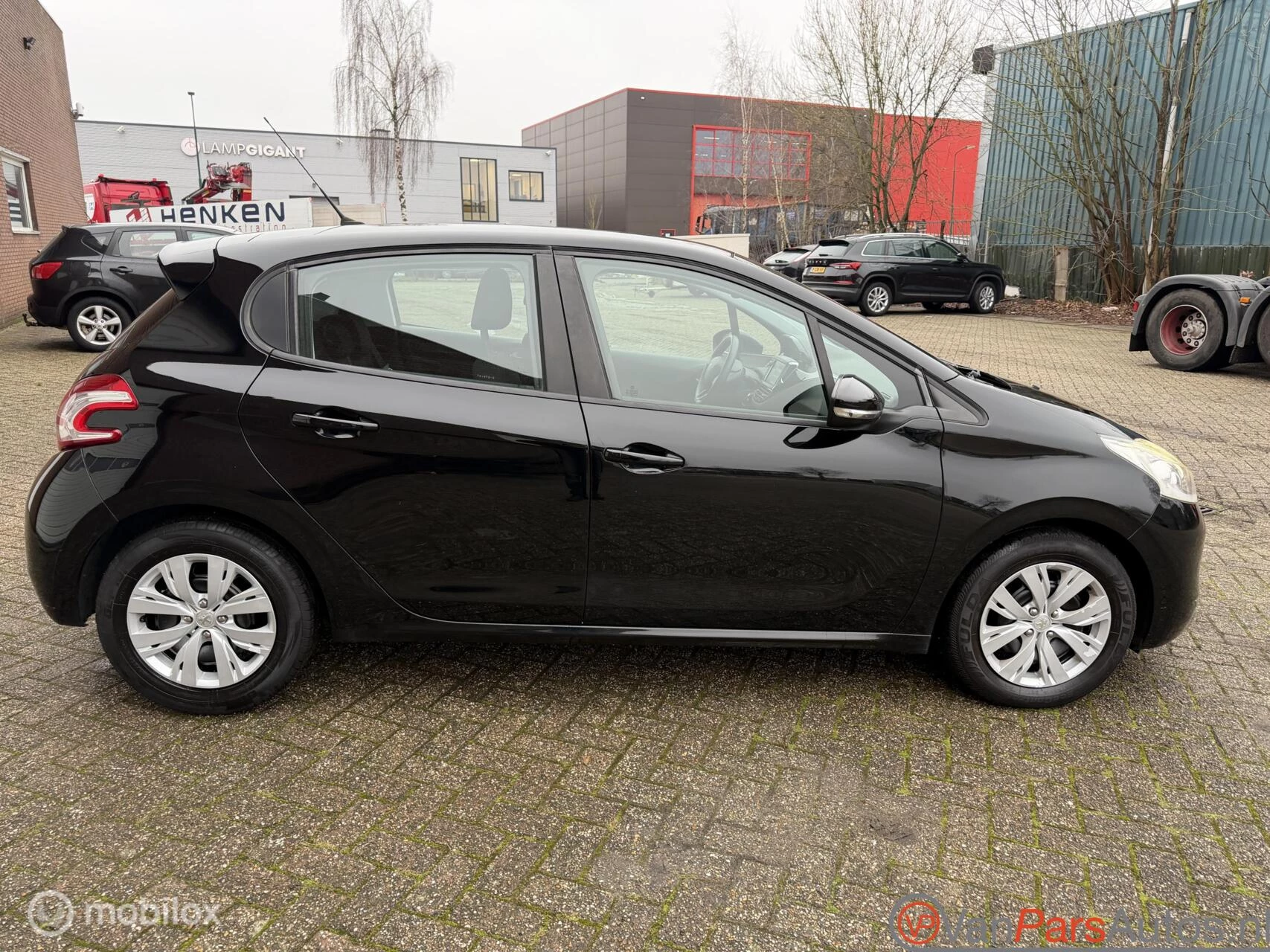Hoofdafbeelding Peugeot 208