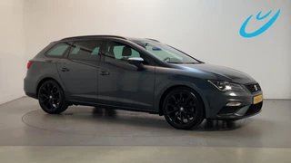 Hoofdafbeelding SEAT Leon Seat Leon ST 1.5 TSI 150pk DSG FR Ultimate Edition Black Sky Virtual Cockpit Camera Navigatie Sfeerverlichting