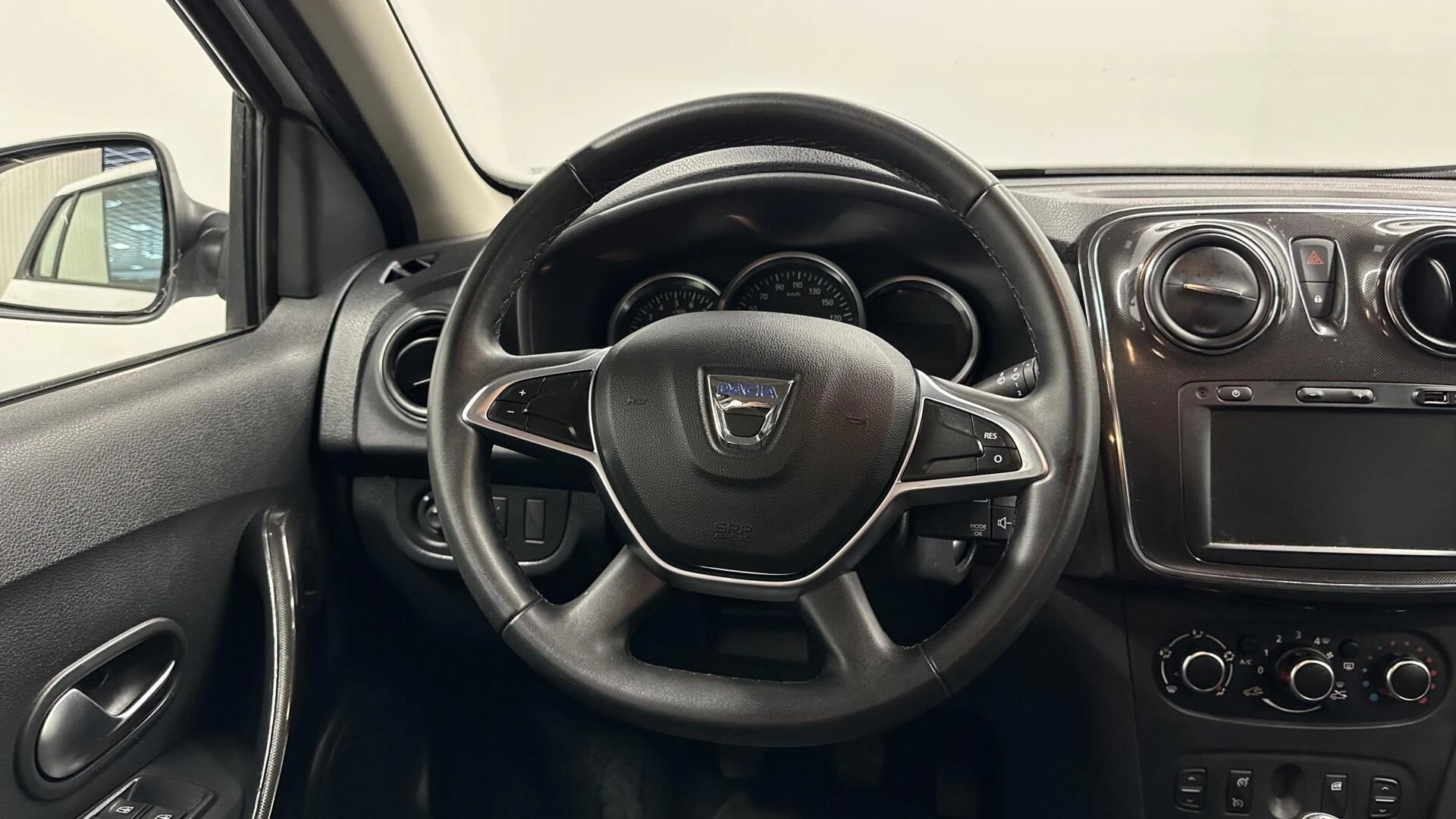 Hoofdafbeelding Dacia Logan