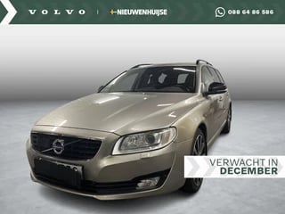 Hoofdafbeelding Volvo V70 Volvo V70 2.0 T4 Dynamic Edition | Trekhaak | Stuur + Stoel + achterbank verwarming | Spoiler | Adaptieve Cruise controle | Memory | Getint glas |