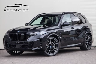 Hoofdafbeelding BMW X5 BMW X5 xDrive50e M-Sport, Pano, Innovation, Harman-Kardon 2024