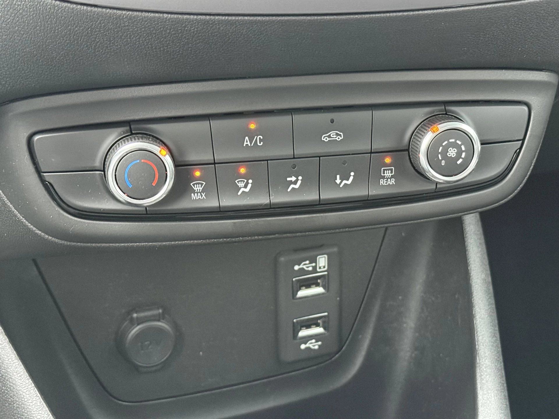 Hoofdafbeelding Opel Crossland X