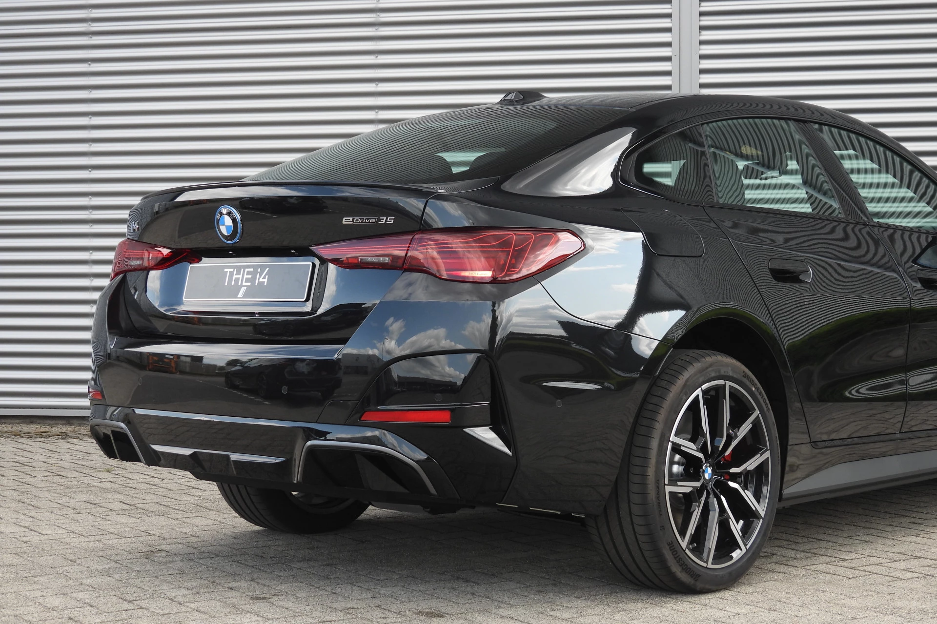 Hoofdafbeelding BMW i4