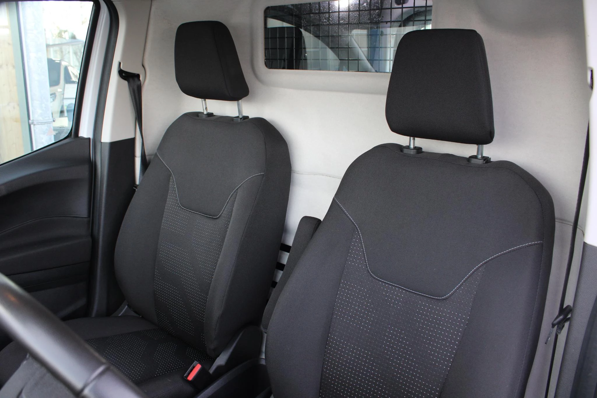 Hoofdafbeelding Ford Transit Courier