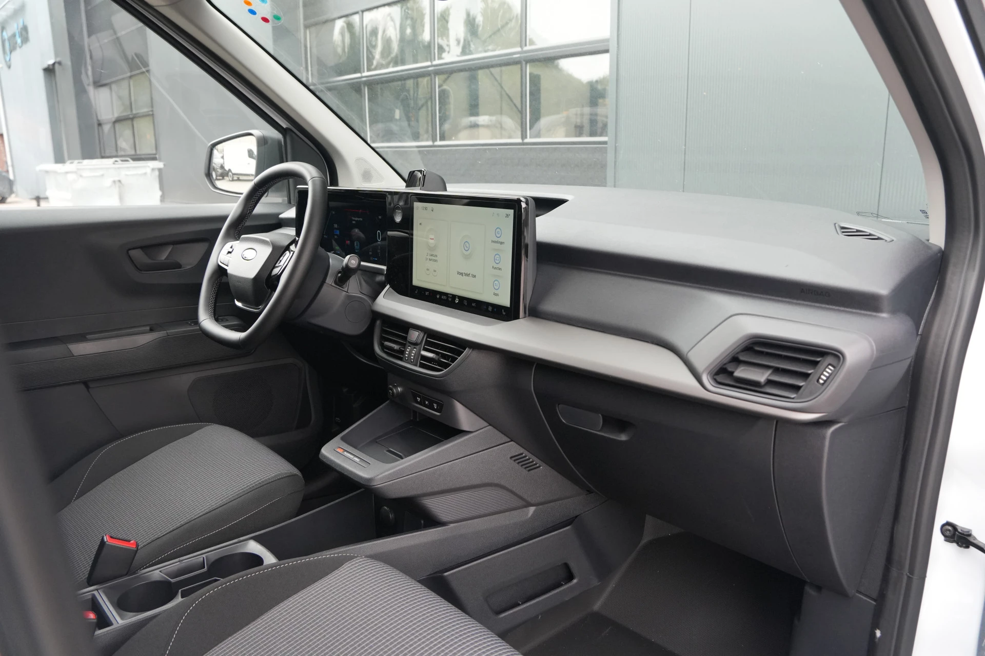 Hoofdafbeelding Ford E-Transit Courier