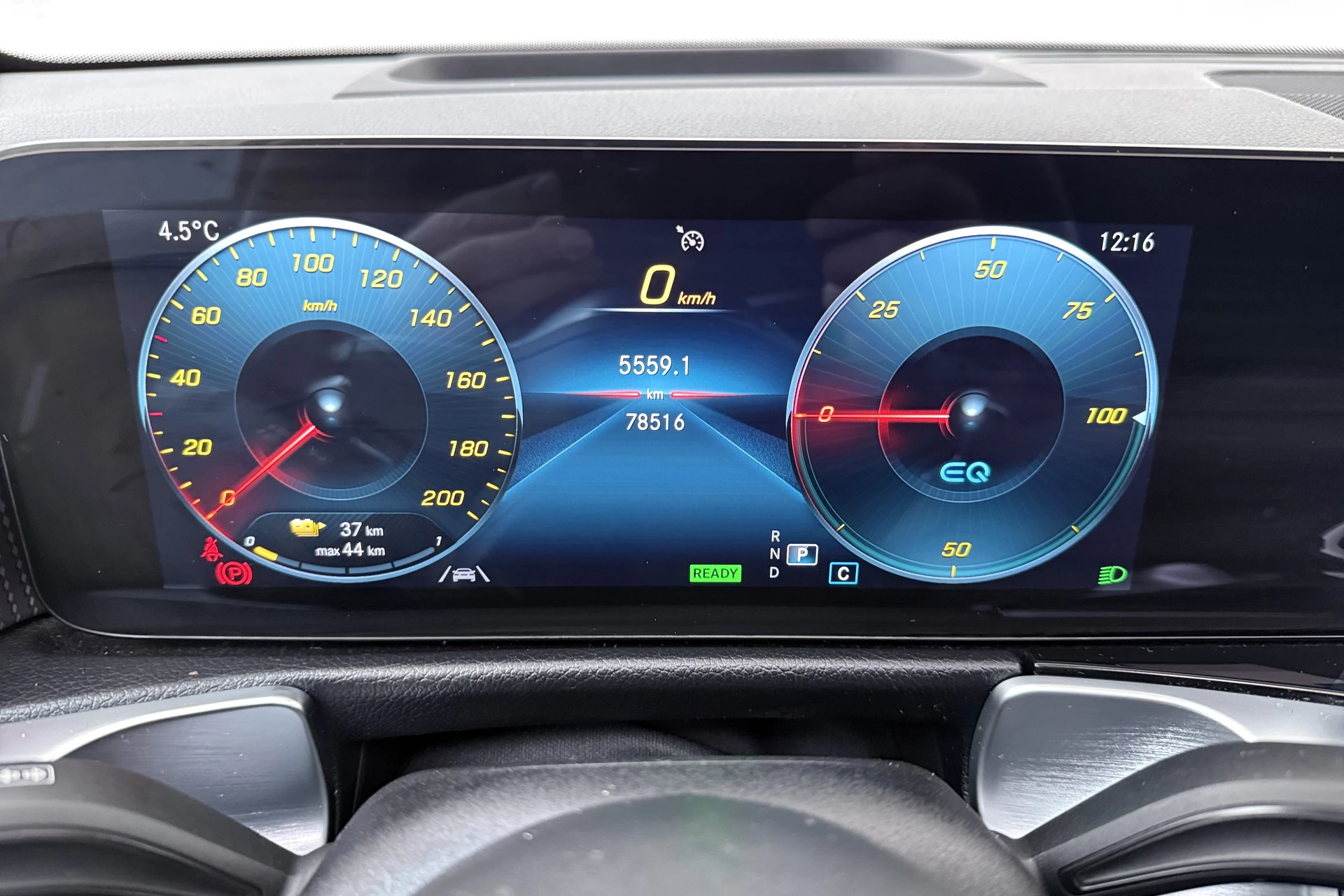 Hoofdafbeelding Mercedes-Benz EQB