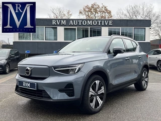 Volvo XC40 Recharge Core 70 kWh VAN: 33.900,- VOOR: 30.877,- UW EINDEJAARSVOORDEEL: 3.023,- | ACHTERUITRIJCAMERA | APPLE CARPLAY | CRUISE CONTROL | DRAADLOZE TELEFOON LADER |