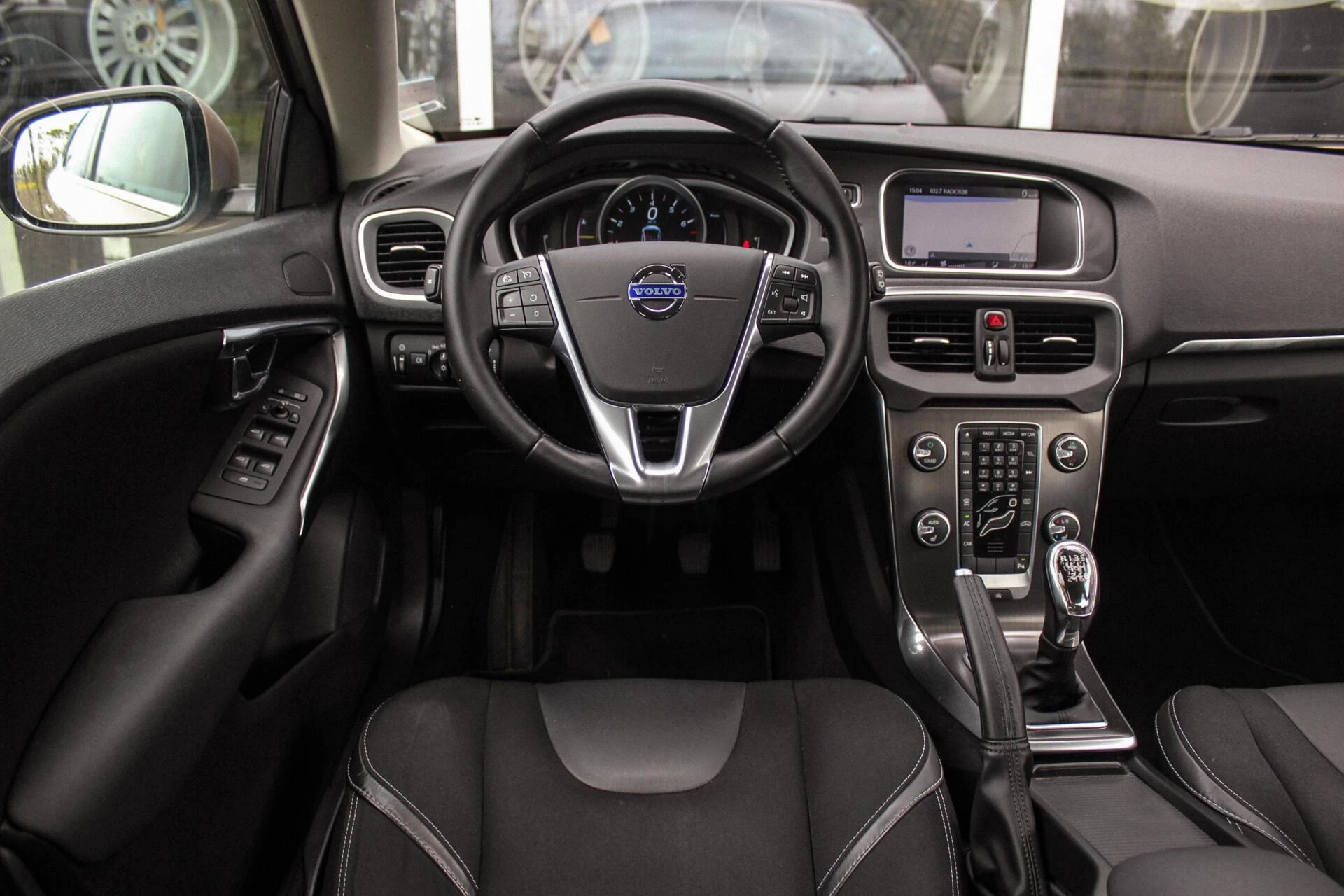 Hoofdafbeelding Volvo V40