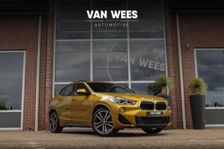 Hoofdafbeelding BMW X2 BMW X2 sDrive18i High Executive M-sport | 2e eigenaar | Driving Assistant | Panoramadak | 19 inch | Keyless entry | Head-up | Shadow line | HiFi audio | Stoelverwarming | Alcantara