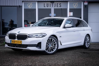 BMW 5-serie Touring 530e Business Edition Plus I Pano-dak I Camera I Leder I Stoelmemo I ACC I Dealer-onderhouden I BTW-auto
