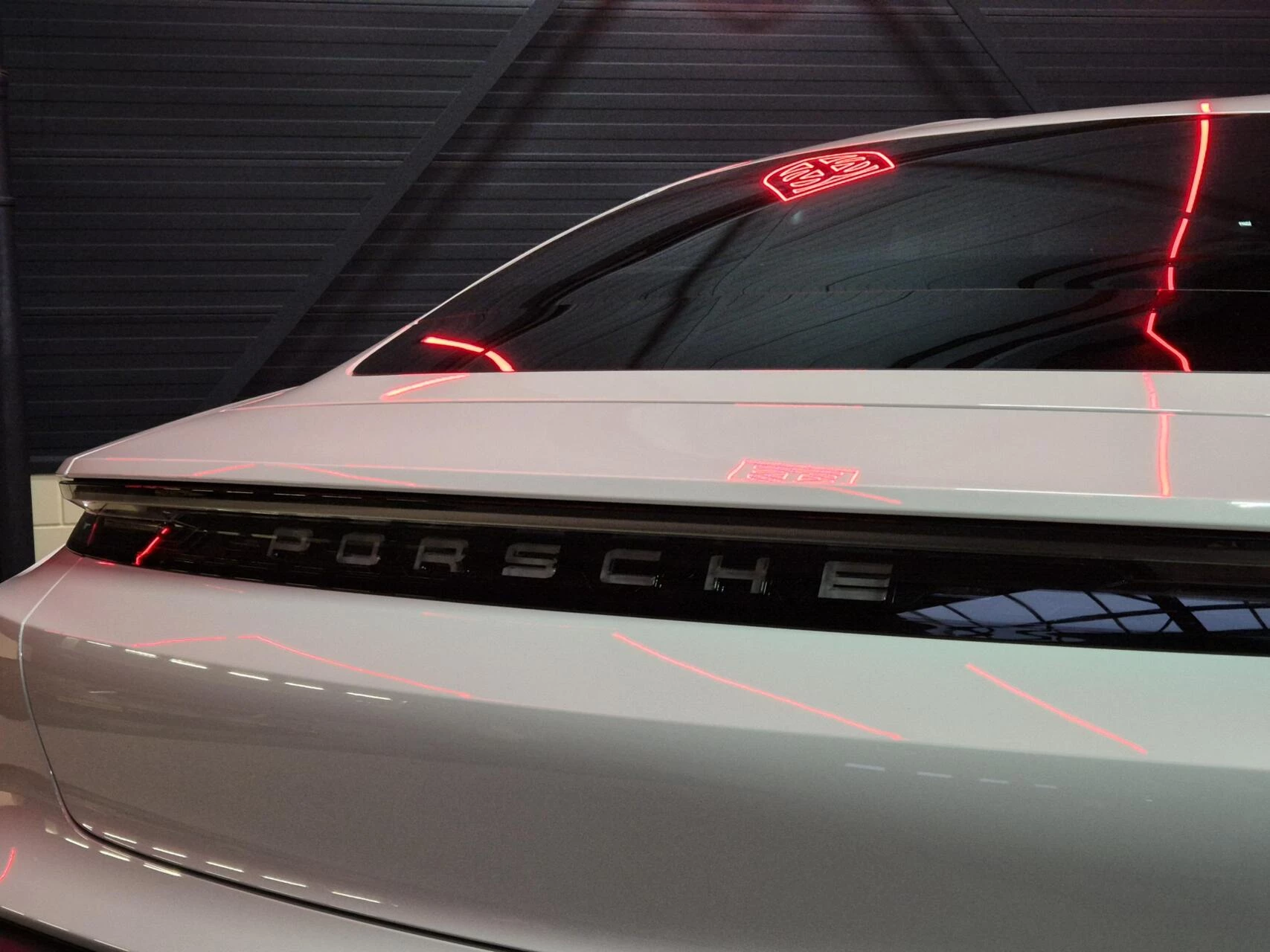 Hoofdafbeelding Porsche Taycan