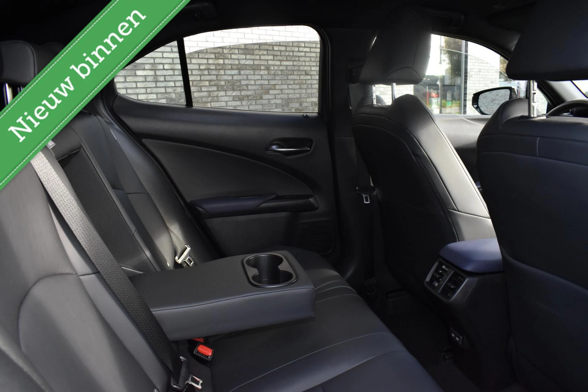 Hoofdafbeelding Lexus UX