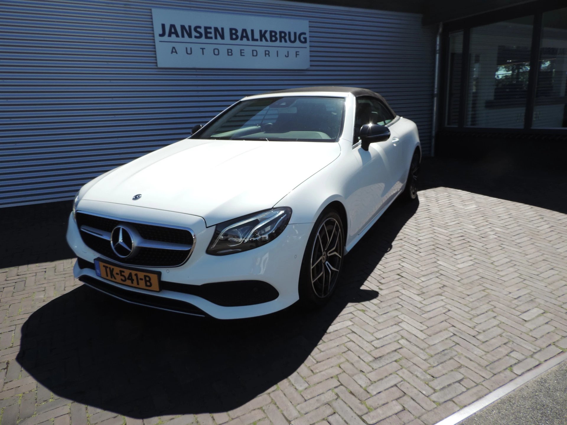 Hoofdafbeelding Mercedes-Benz E-Klasse