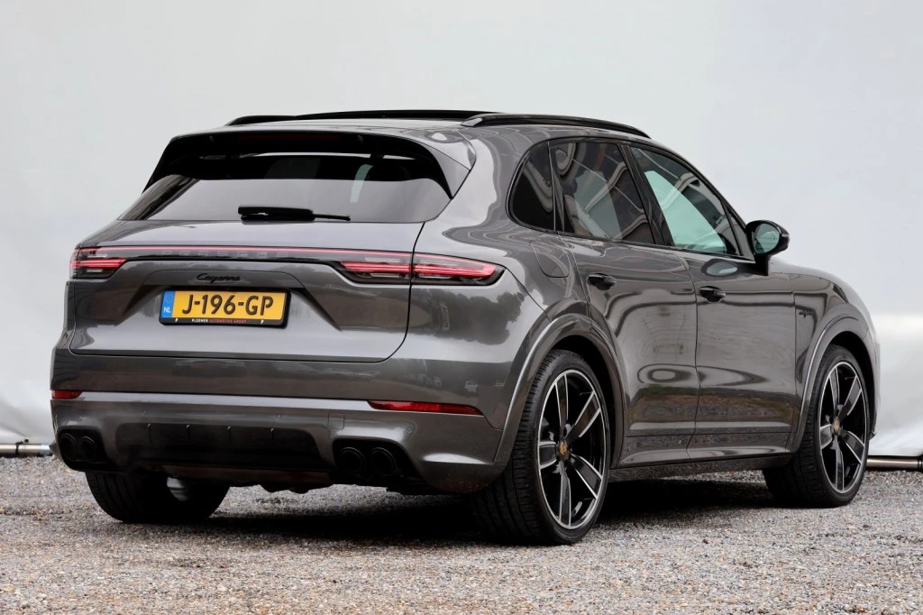 Hoofdafbeelding Porsche Cayenne