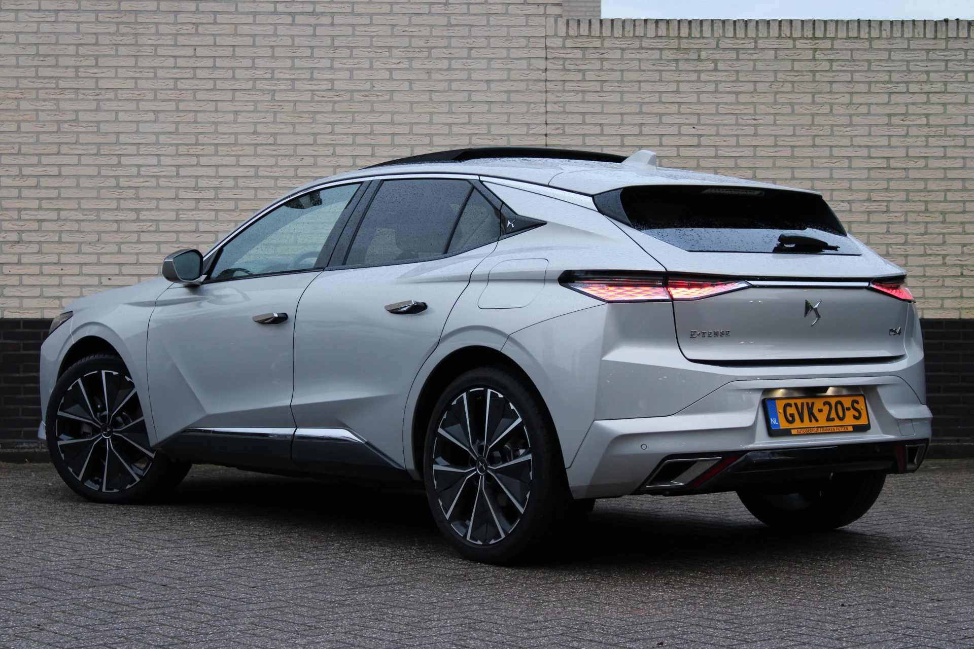 Hoofdafbeelding DS DS 4