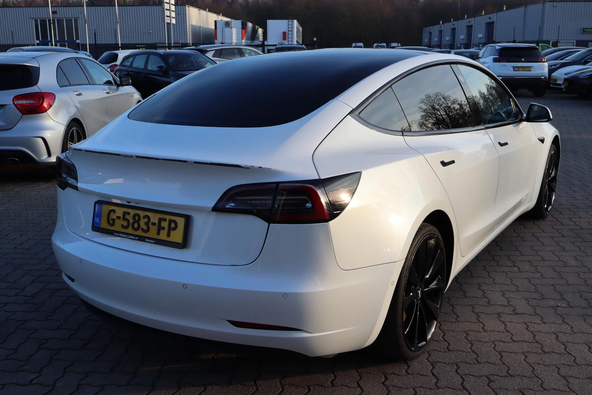 Hoofdafbeelding Tesla Model 3