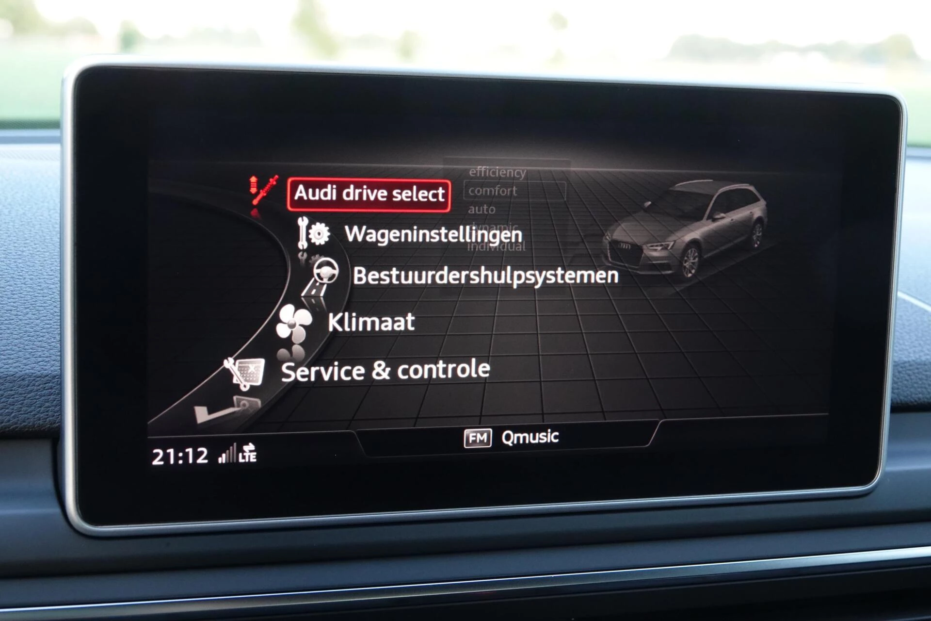 Hoofdafbeelding Audi S4
