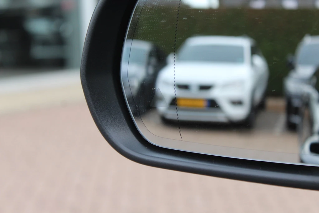 Hoofdafbeelding Mercedes-Benz EQA