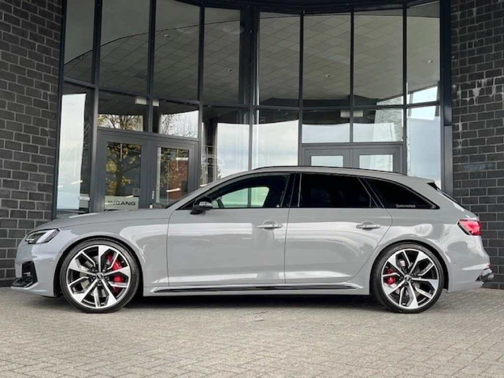 Hoofdafbeelding Audi RS4