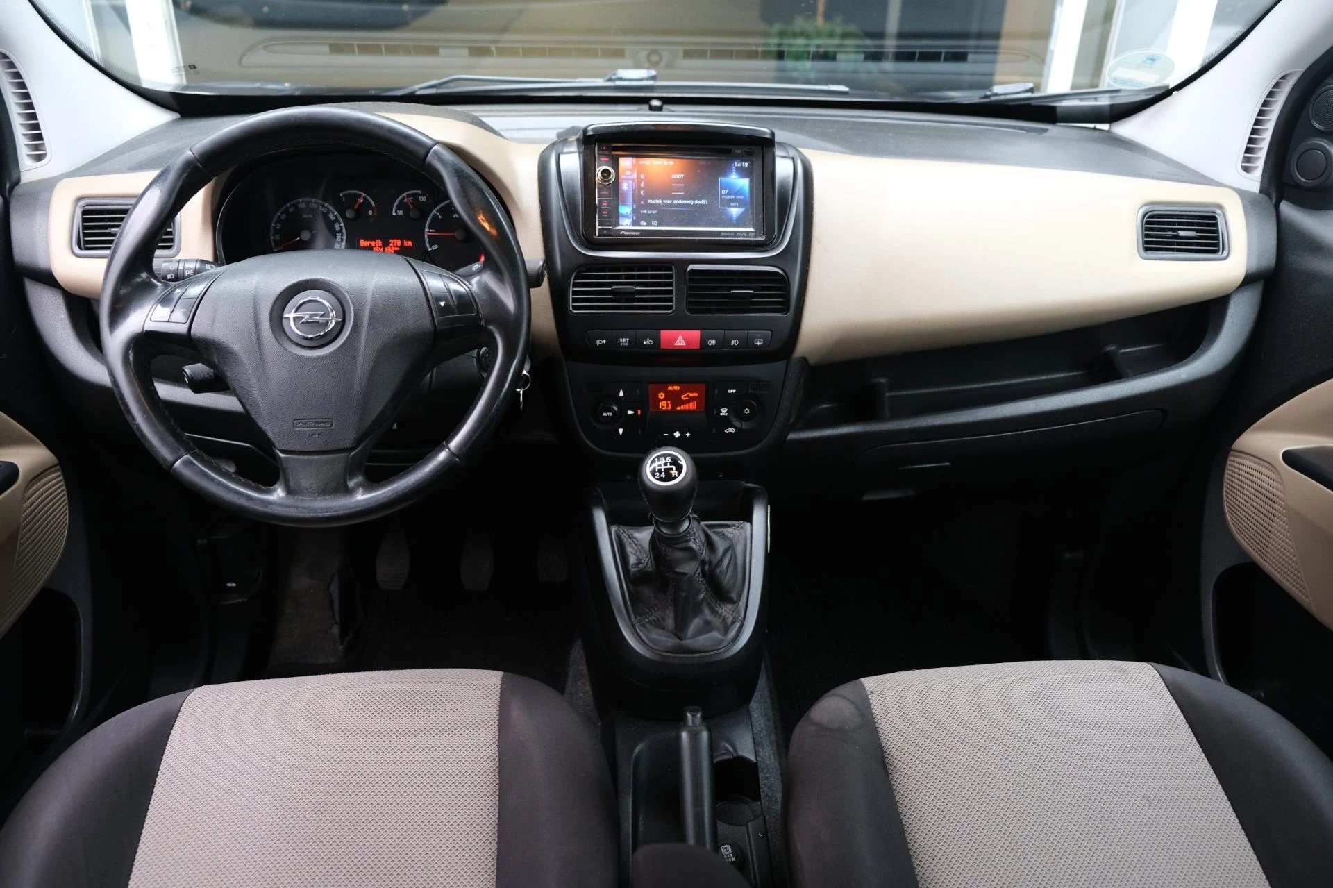 Hoofdafbeelding Opel Combo