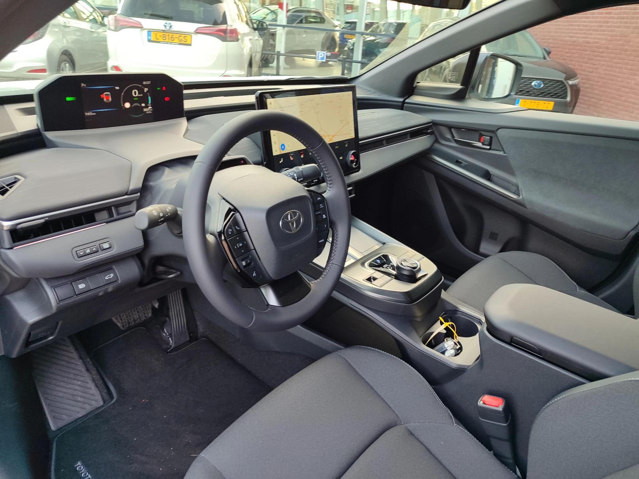 Hoofdafbeelding Toyota C-HR+