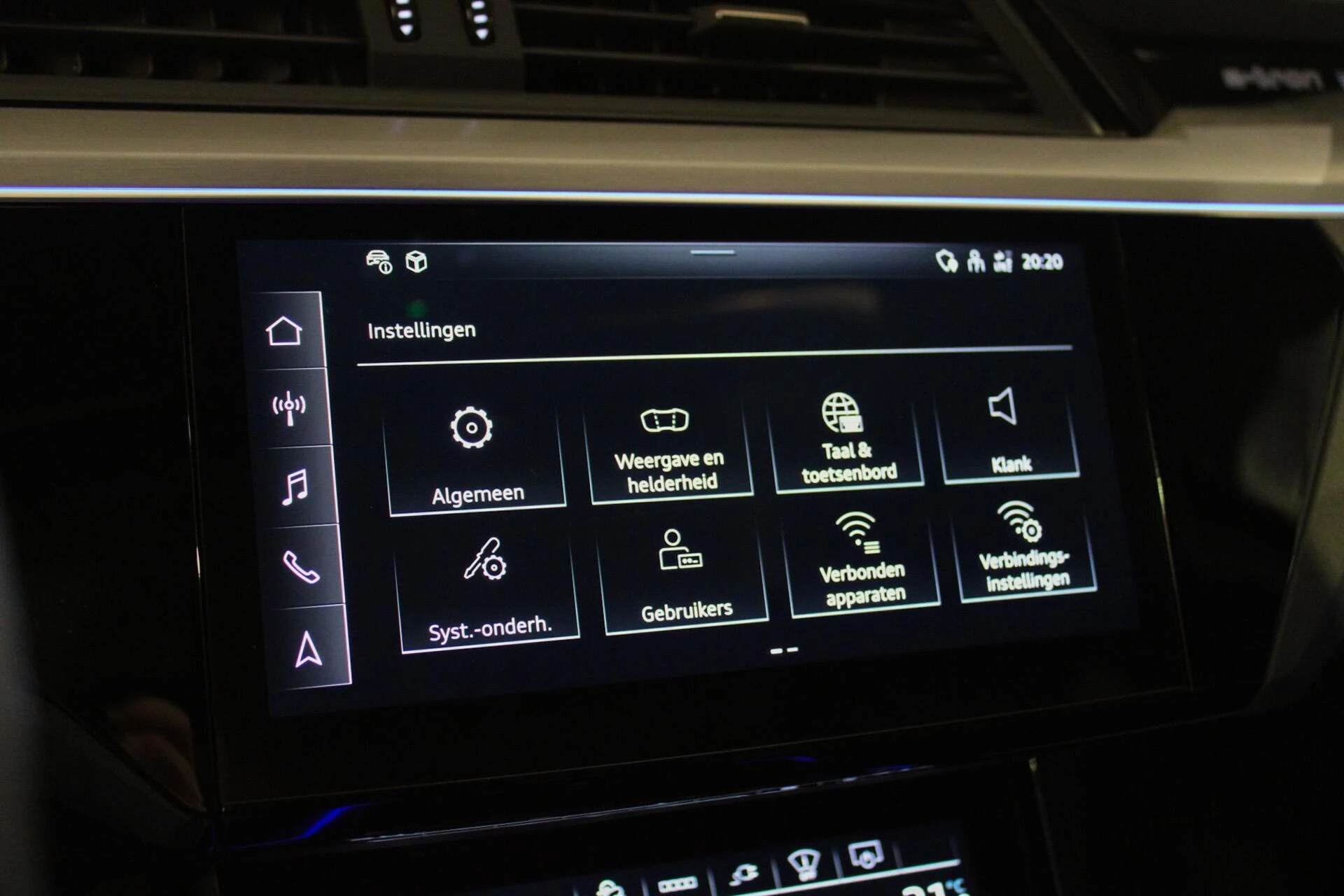 Hoofdafbeelding Audi e-tron