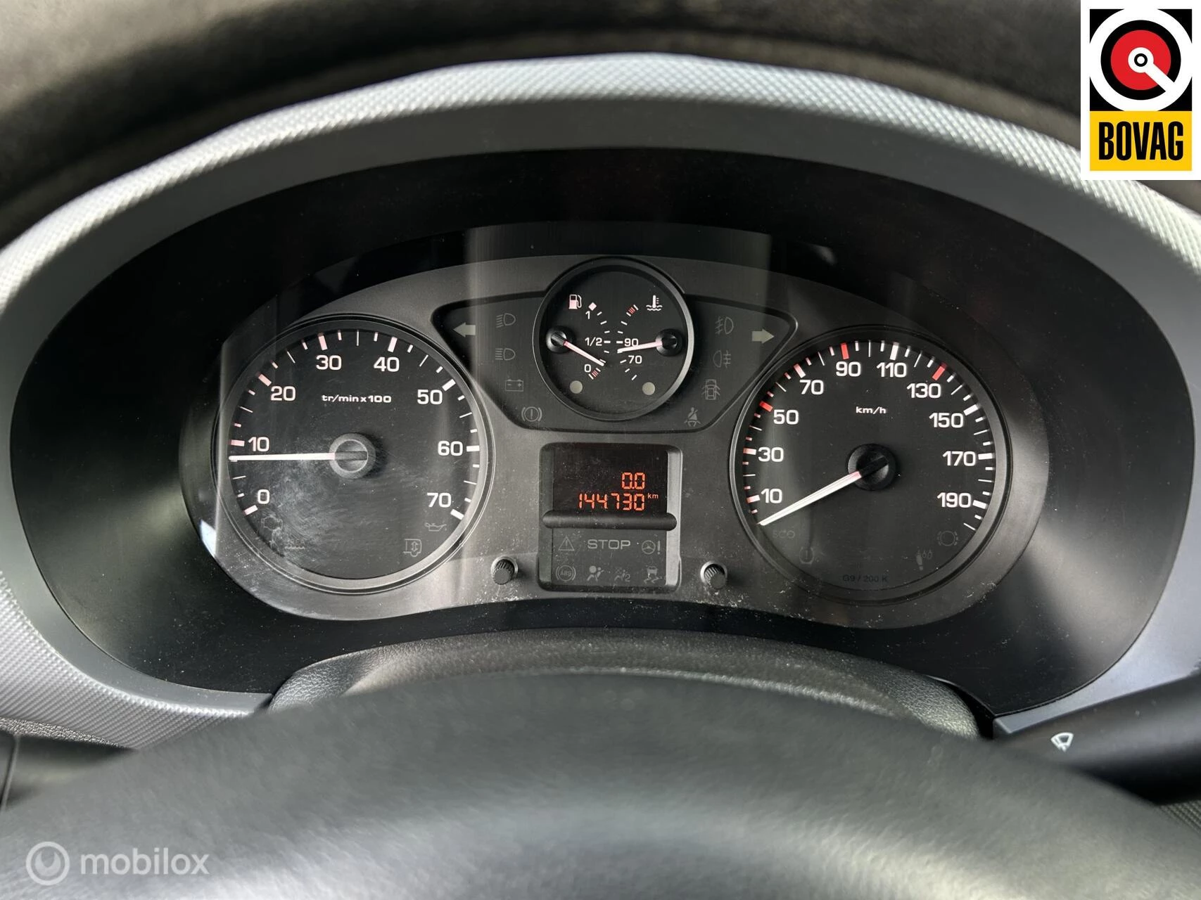 Hoofdafbeelding Peugeot Partner