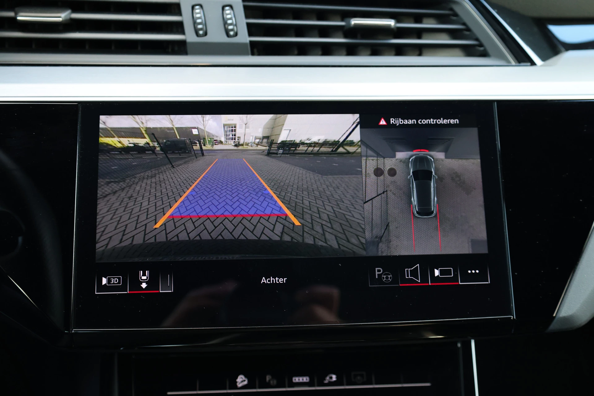 Hoofdafbeelding Audi Q8 e-tron