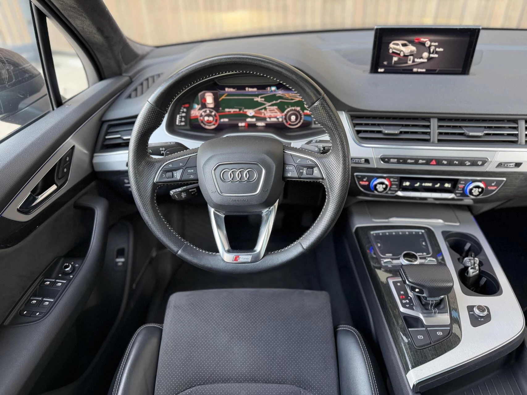 Hoofdafbeelding Audi Q7