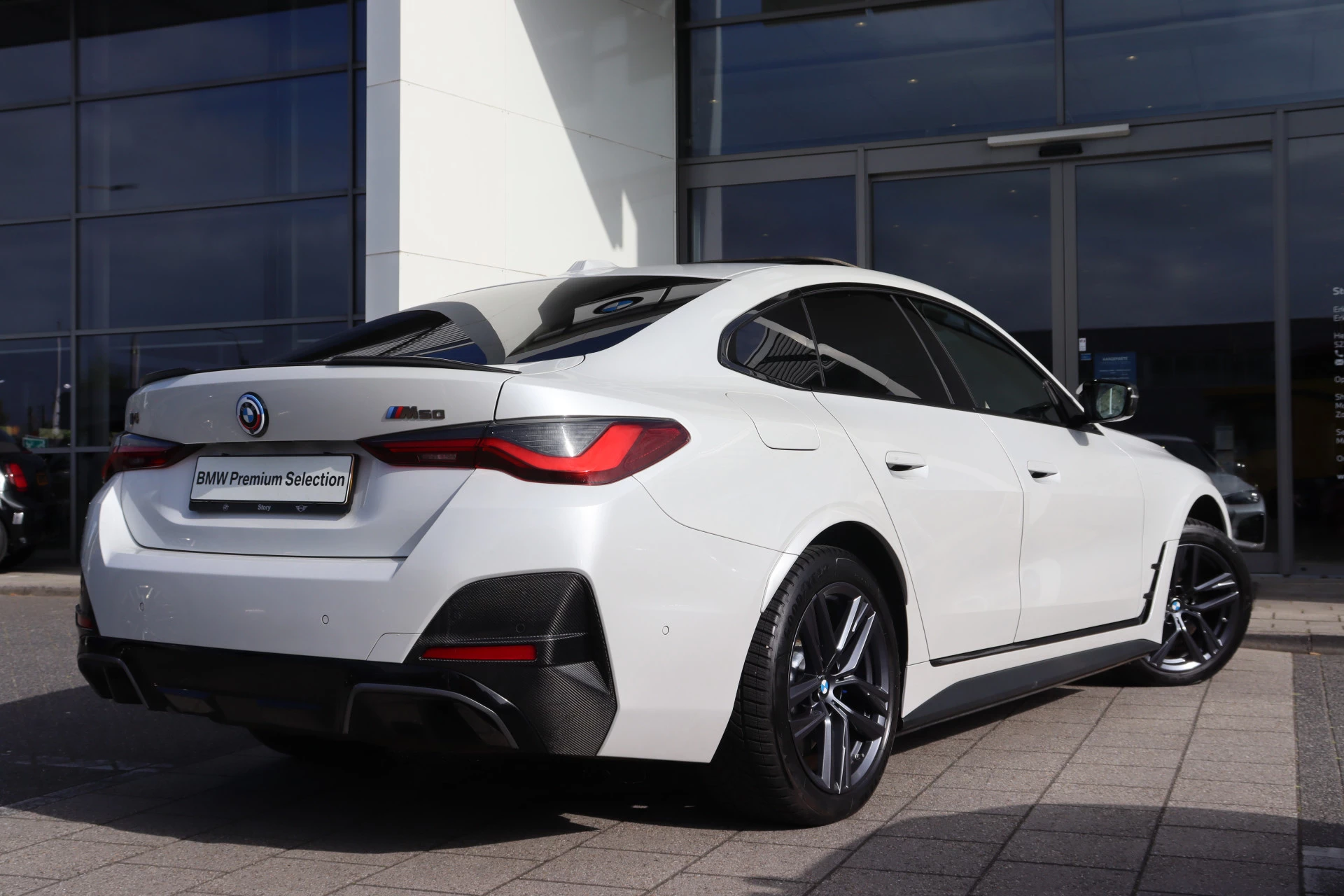 Hoofdafbeelding BMW i4