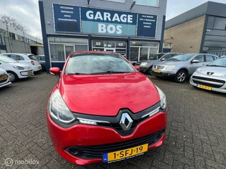 Hoofdafbeelding Renault Clio Renault Clio 0.9 TCe  Expression / Navi / Cruise / Nieuw Apk