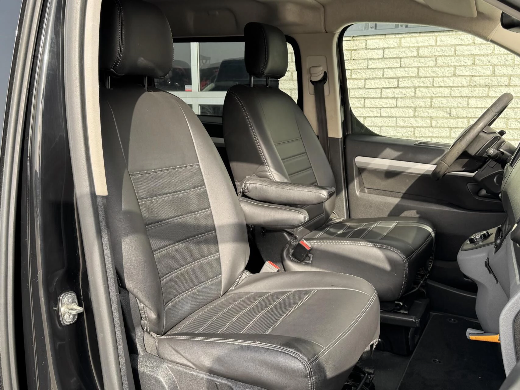 Hoofdafbeelding Peugeot Expert