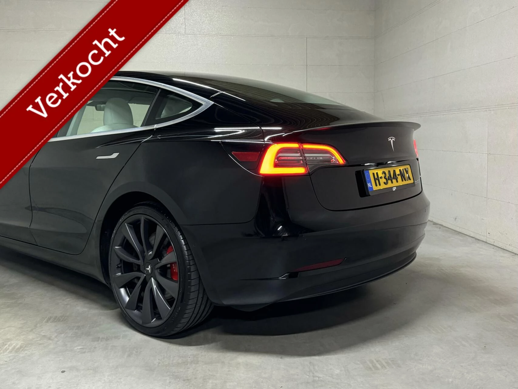 Hoofdafbeelding Tesla Model 3