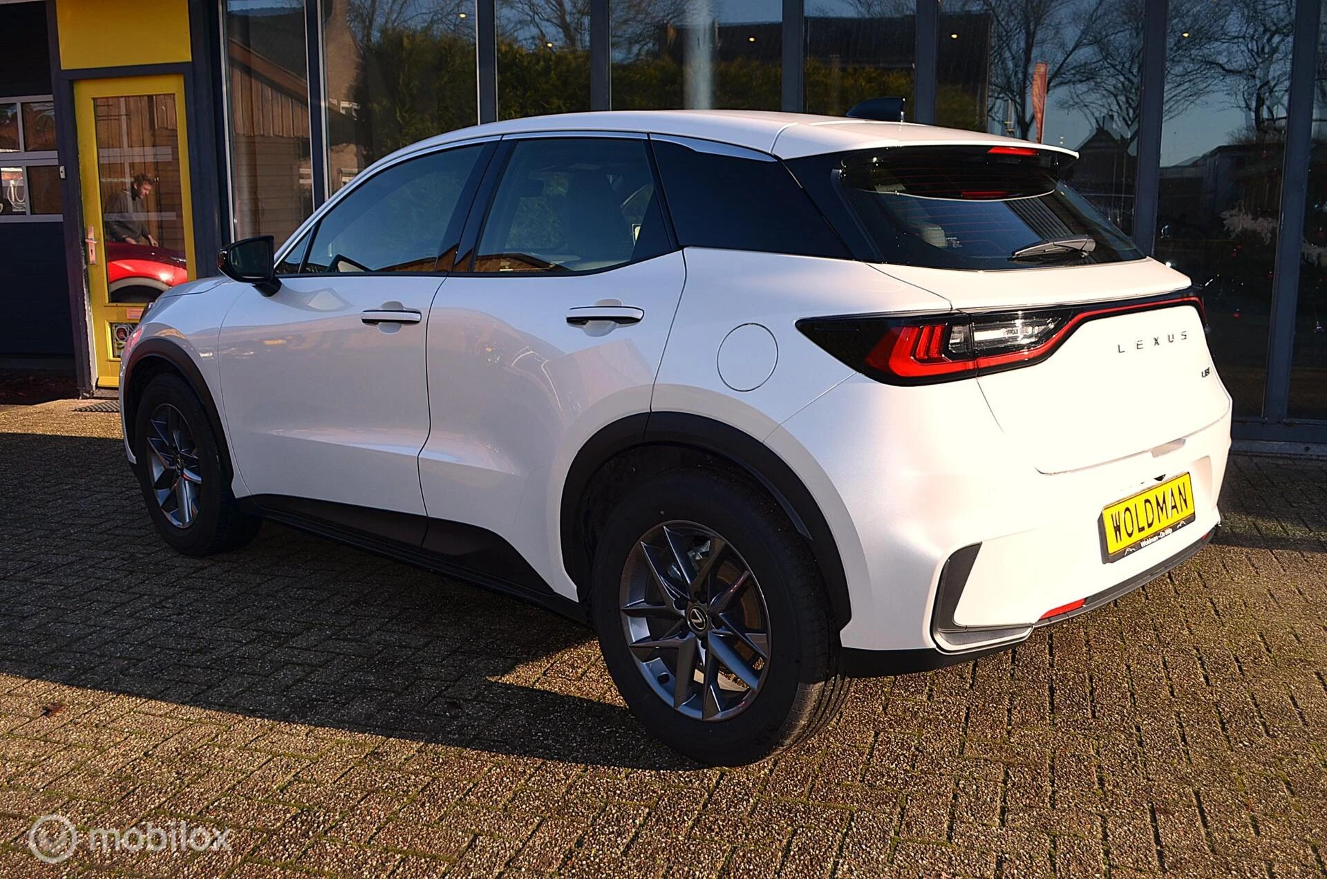 Hoofdafbeelding Lexus LBX