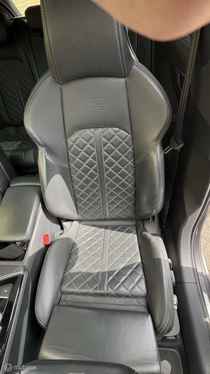 Hoofdafbeelding Audi S4