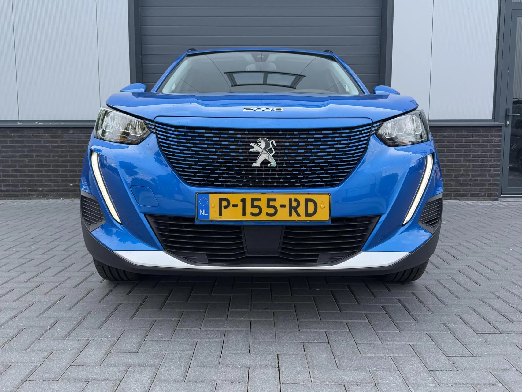 Hoofdafbeelding Peugeot e-2008